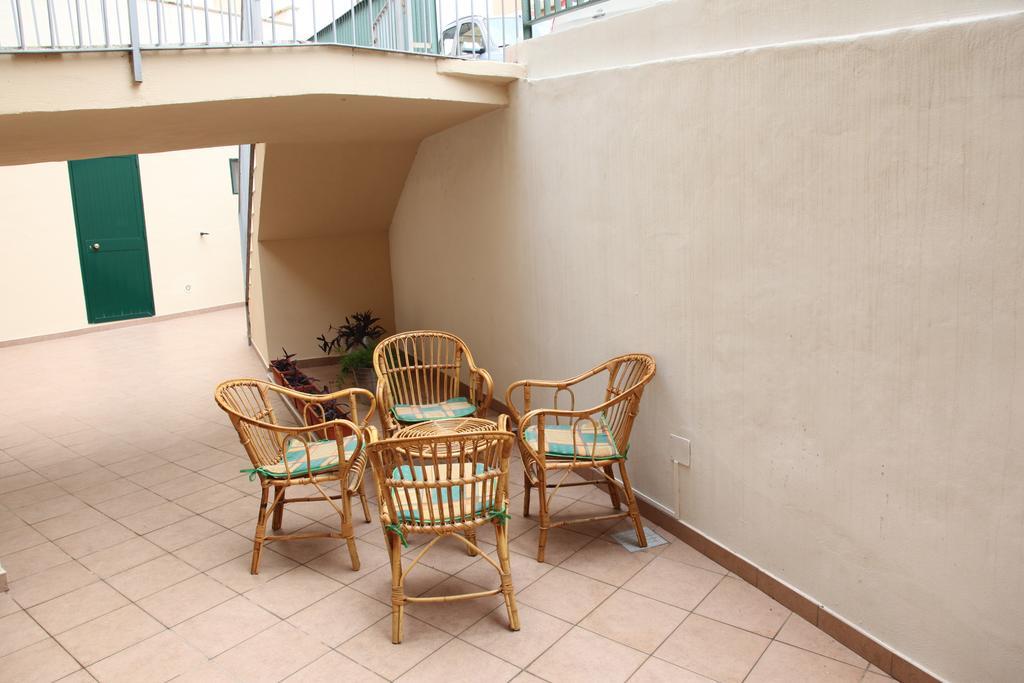 In Centro Holiday Home Матера Экстерьер фото
